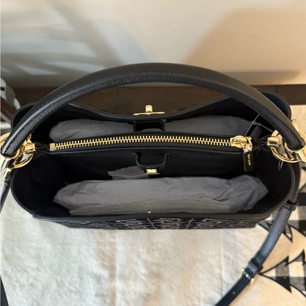 Kate Spade Purse - Picture 3 of 4